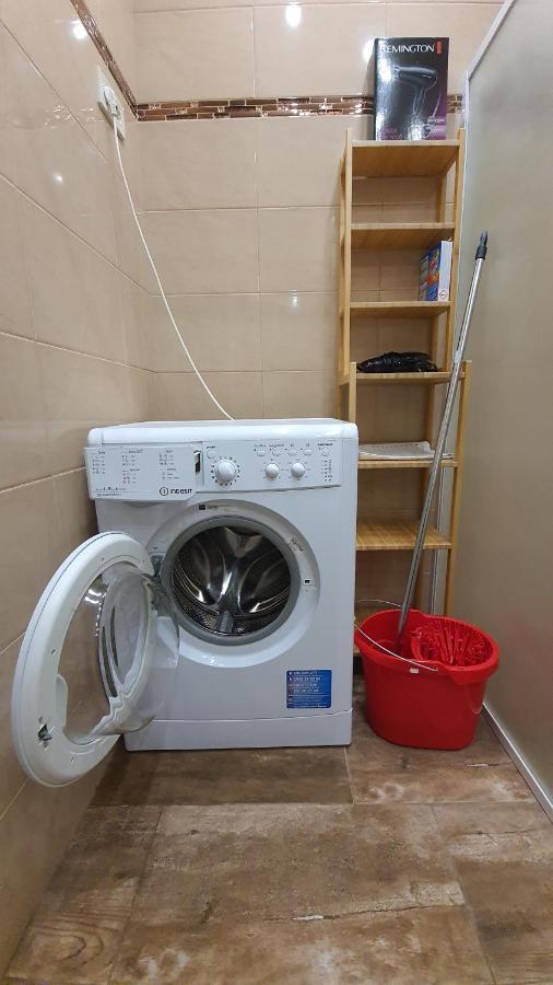Aqua Apartman Tiszaújváros Eksteriør bilde