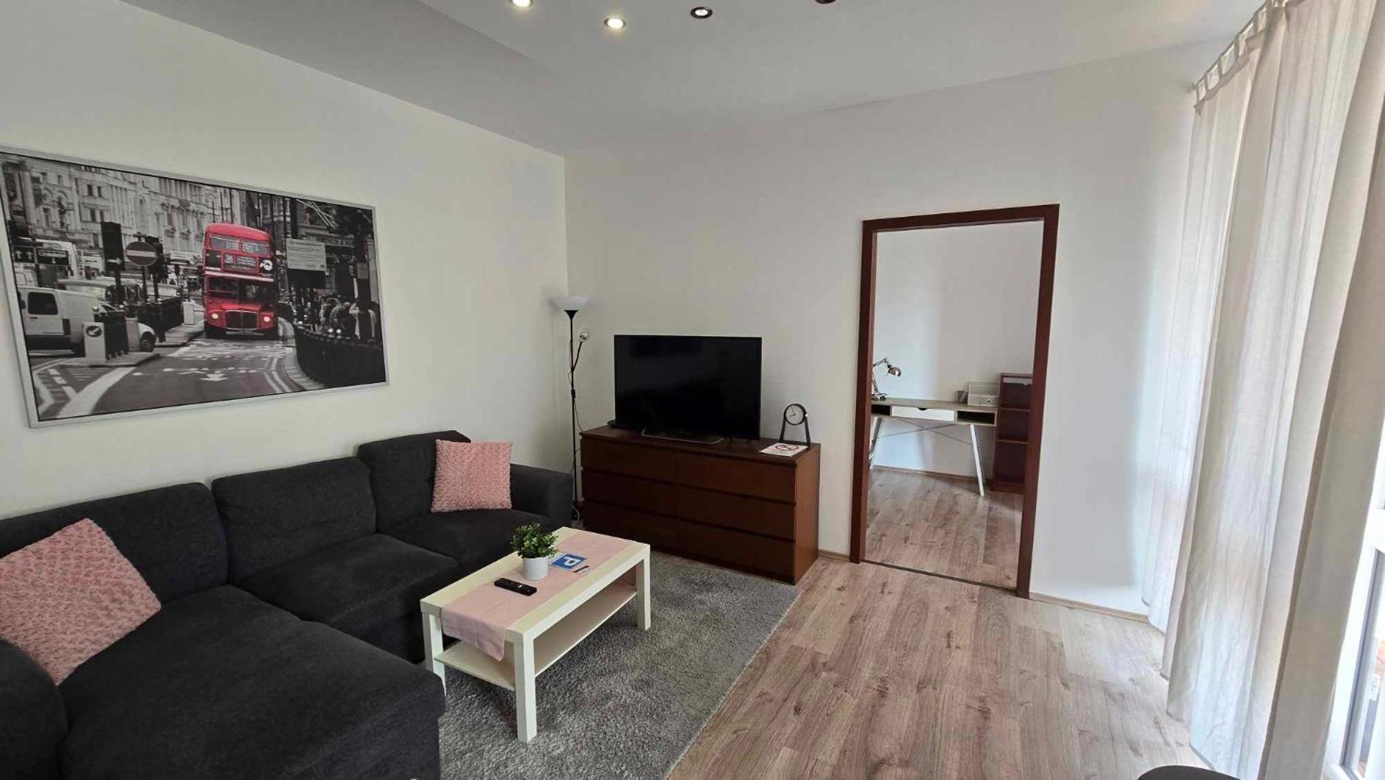 Aqua Apartman Tiszaújváros Eksteriør bilde